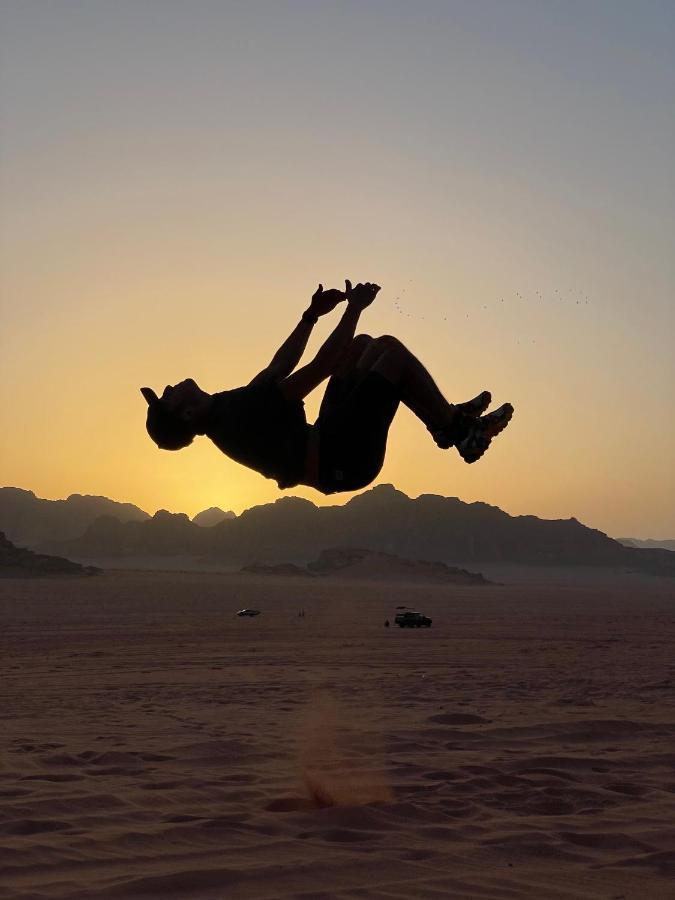 Nature Star Camp Hotel Wadi Rum Buitenkant foto