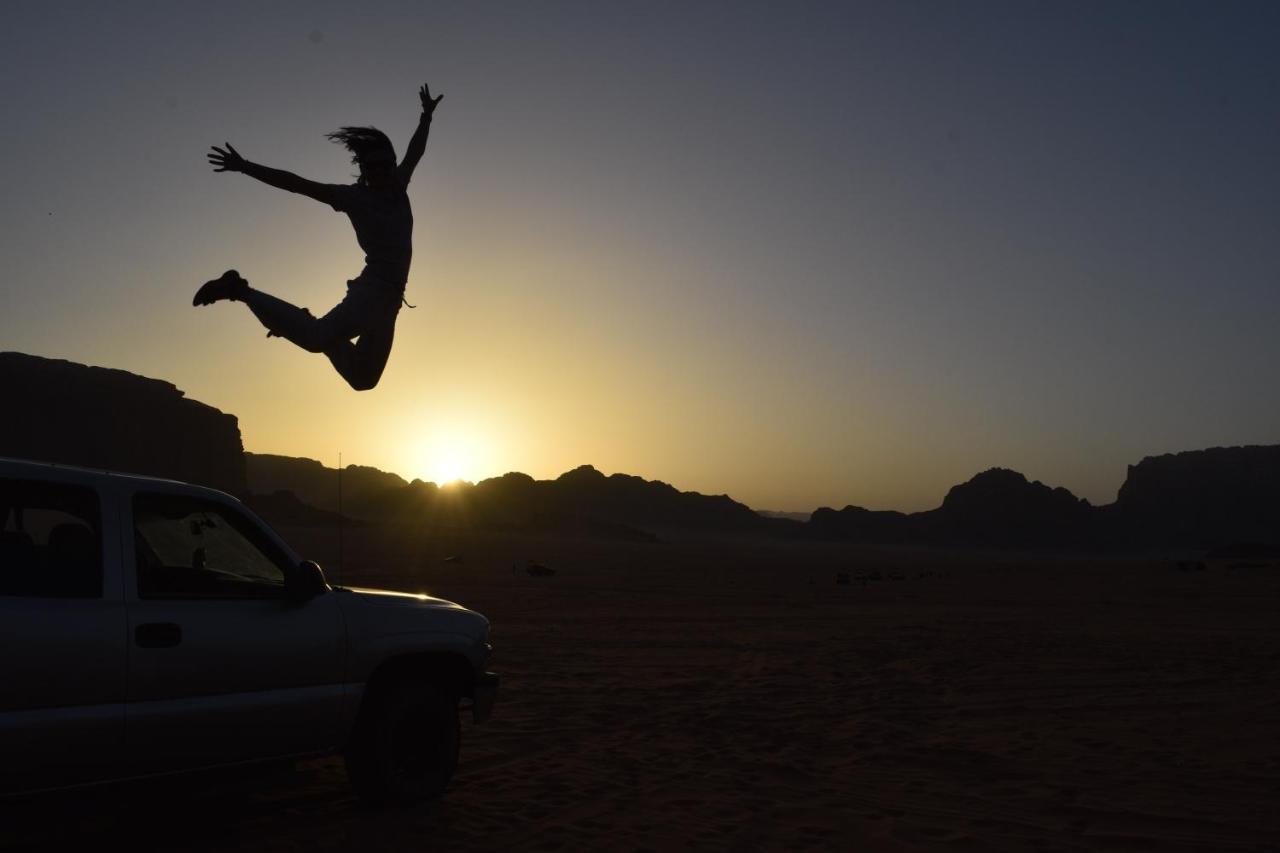 Nature Star Camp Hotel Wadi Rum Buitenkant foto