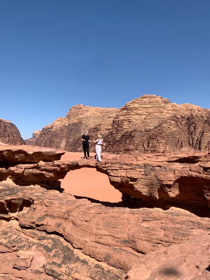 Nature Star Camp Hotel Wadi Rum Buitenkant foto